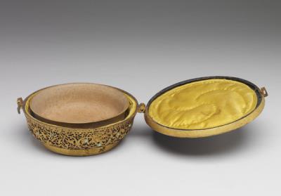 图片[2]-Wood bowl and gilt iron case inlaid with turquoise, Qianlong imperial inscription dated to 1786, Qing dynasty, 18th c., Tibetan work-China Archive